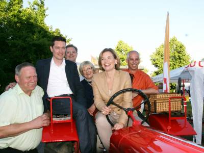 MdL Johannes Zehfu, MdL Julia Klckner und OV Vorsitzender Andr Schlosser, u.a.